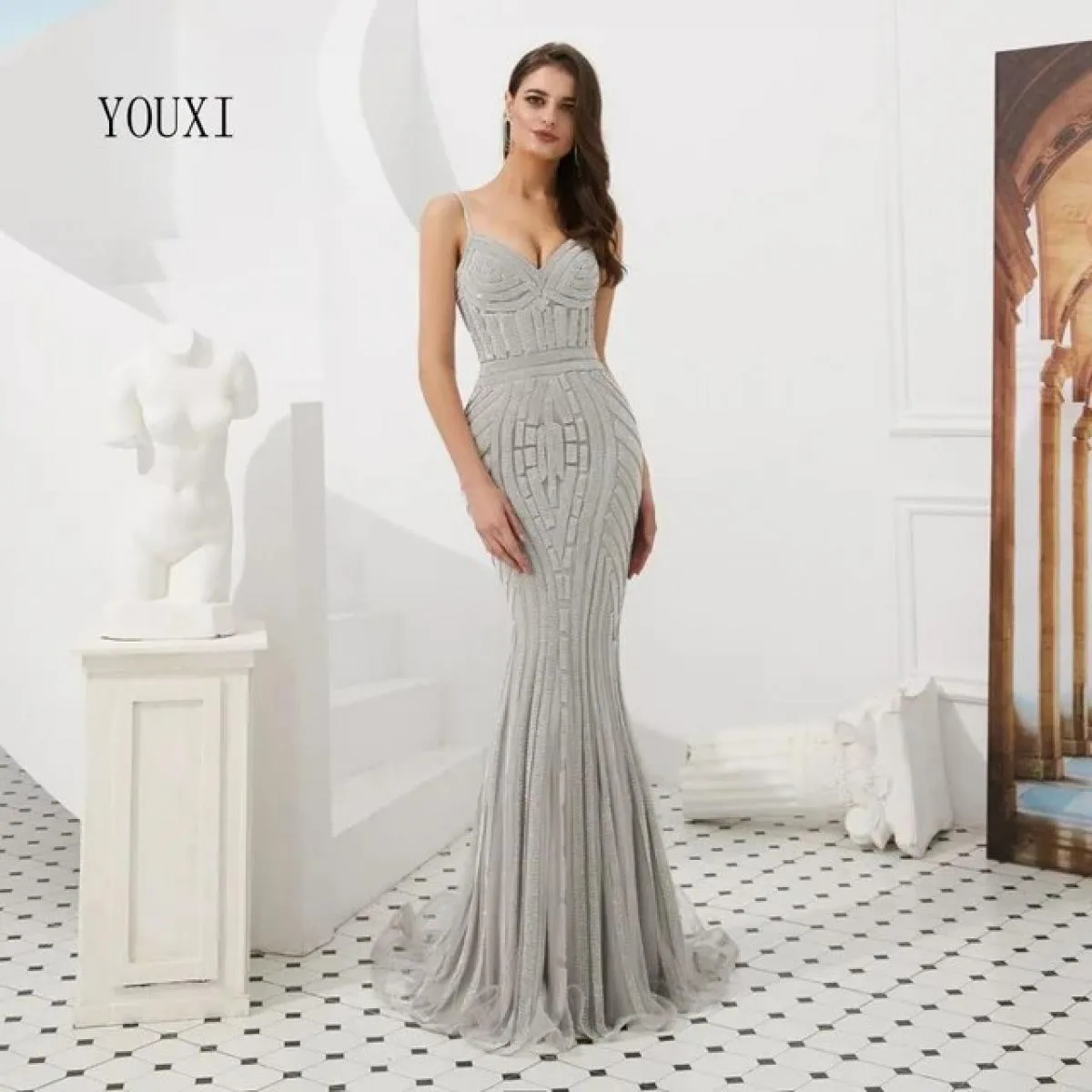 Abiti da sera con scollo a cuore e cinturino per spaghetti Abendkleider Dubai Abito da sera formale con sirena in rilievo Abiti