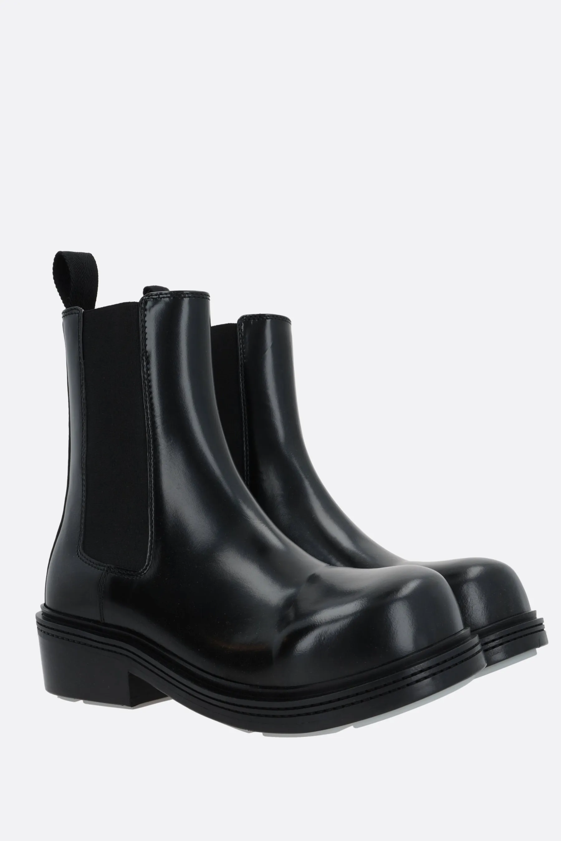 BOTTEGA VENETA stivaletto chelsea Fireman in pelle spazzolata