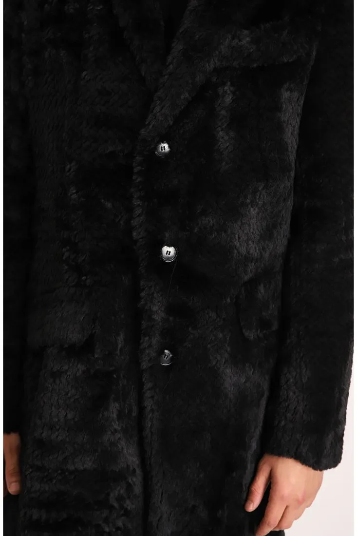 Cappotto lungo effetto pelliccia con abbottonatura