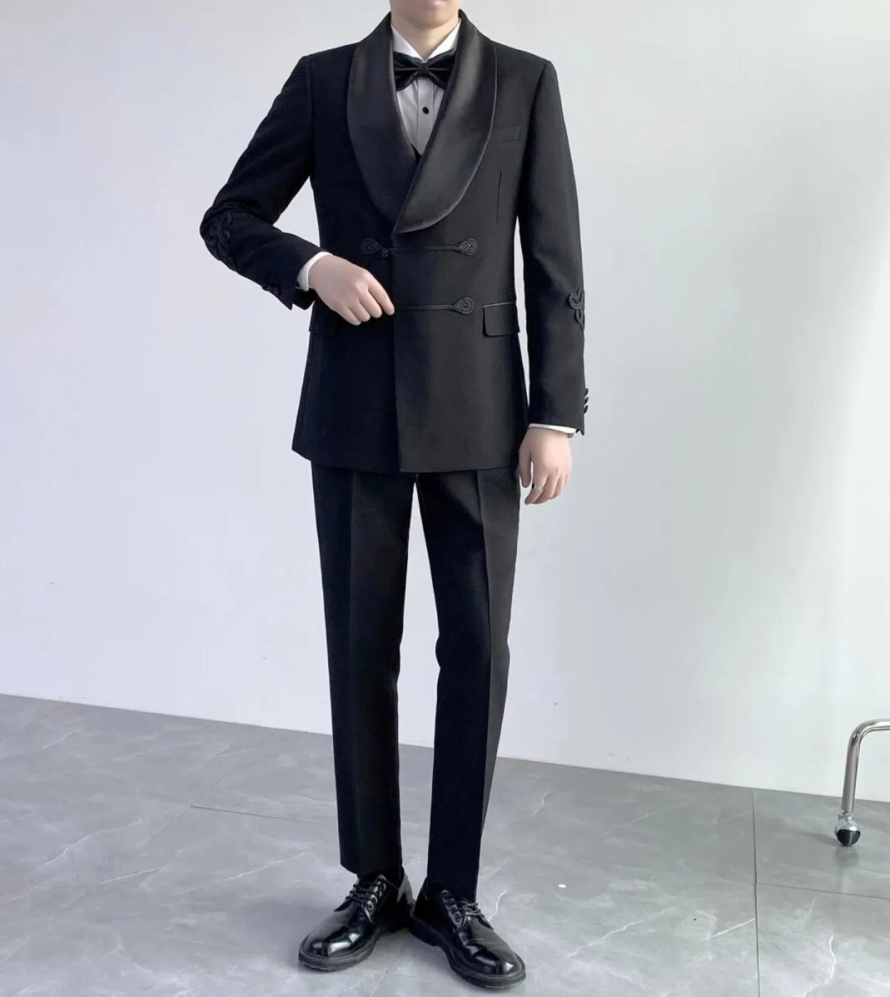 Cinese Moda Uomo Nero Abiti 2 Pezzi Giacca Pantalone Terno Masculino Sposo Matrimonio Prom Blazer Costume Homme Double Brea