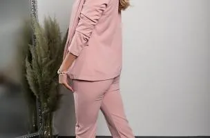 Completo di pantaloni e blazer elegante Estrena, rosa antico