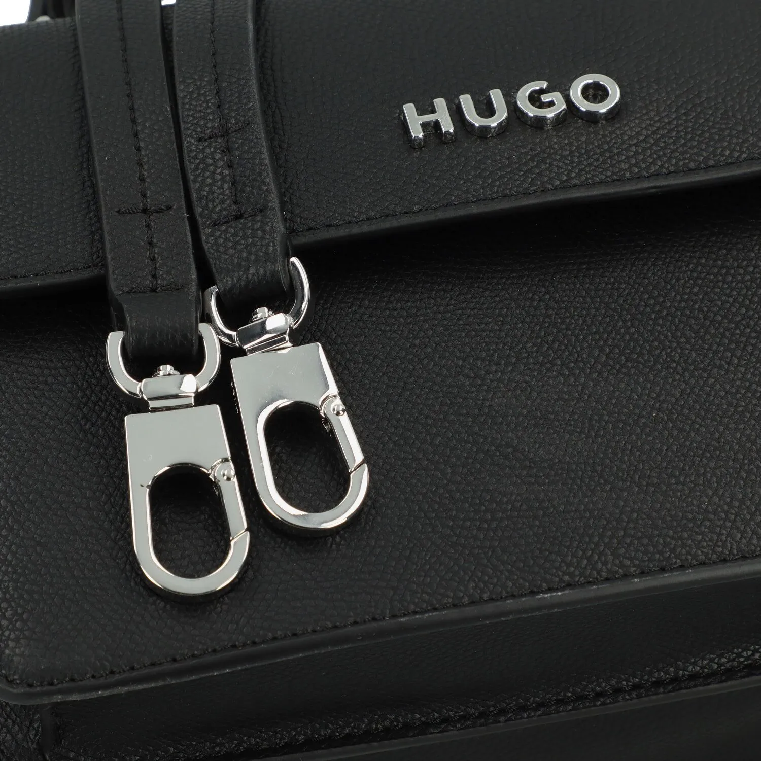 Hugo Chris Borsetta 23 cm