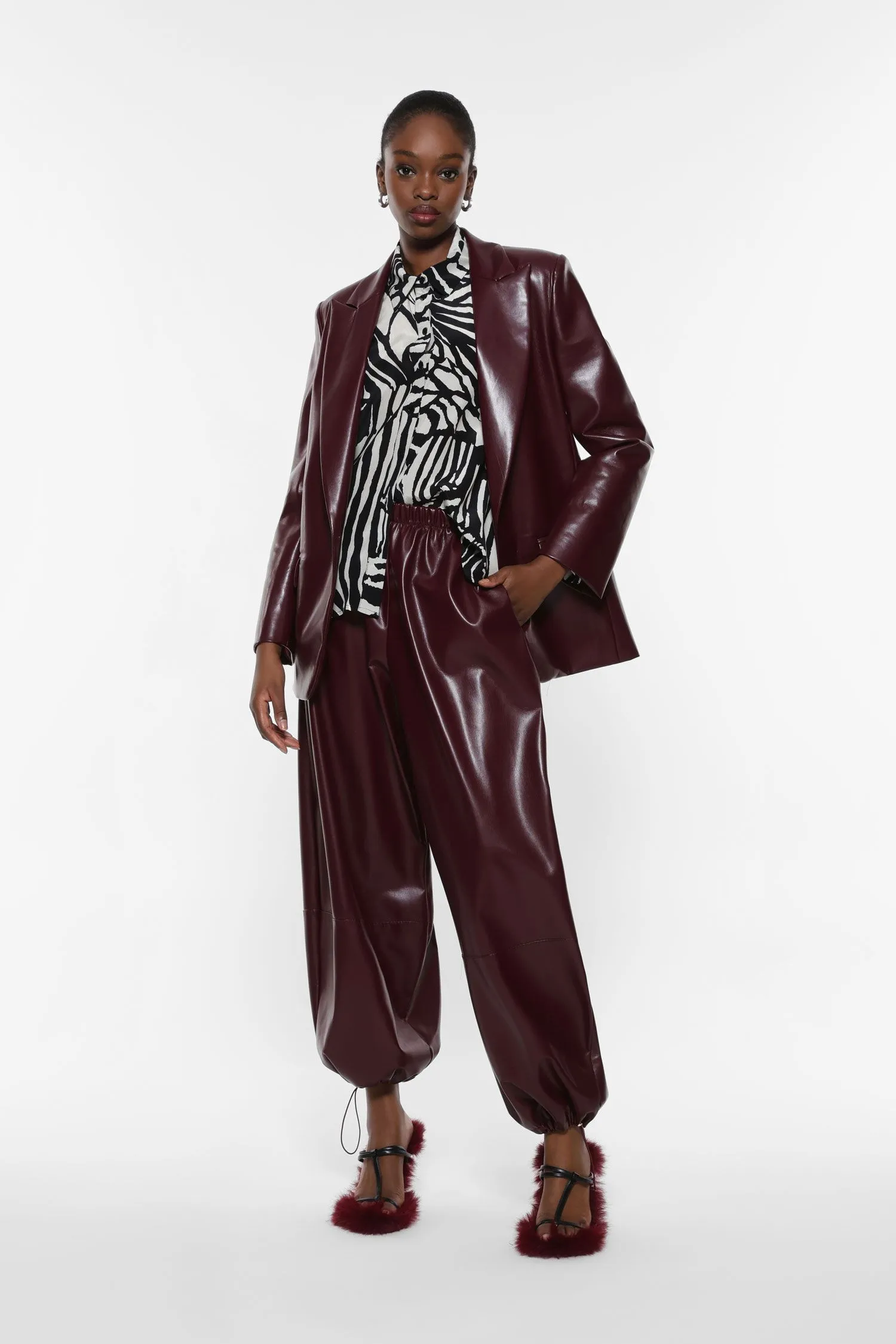 IMPERIAL   PANTALONE LARGO BORDEAUX IN SIMILPELLE