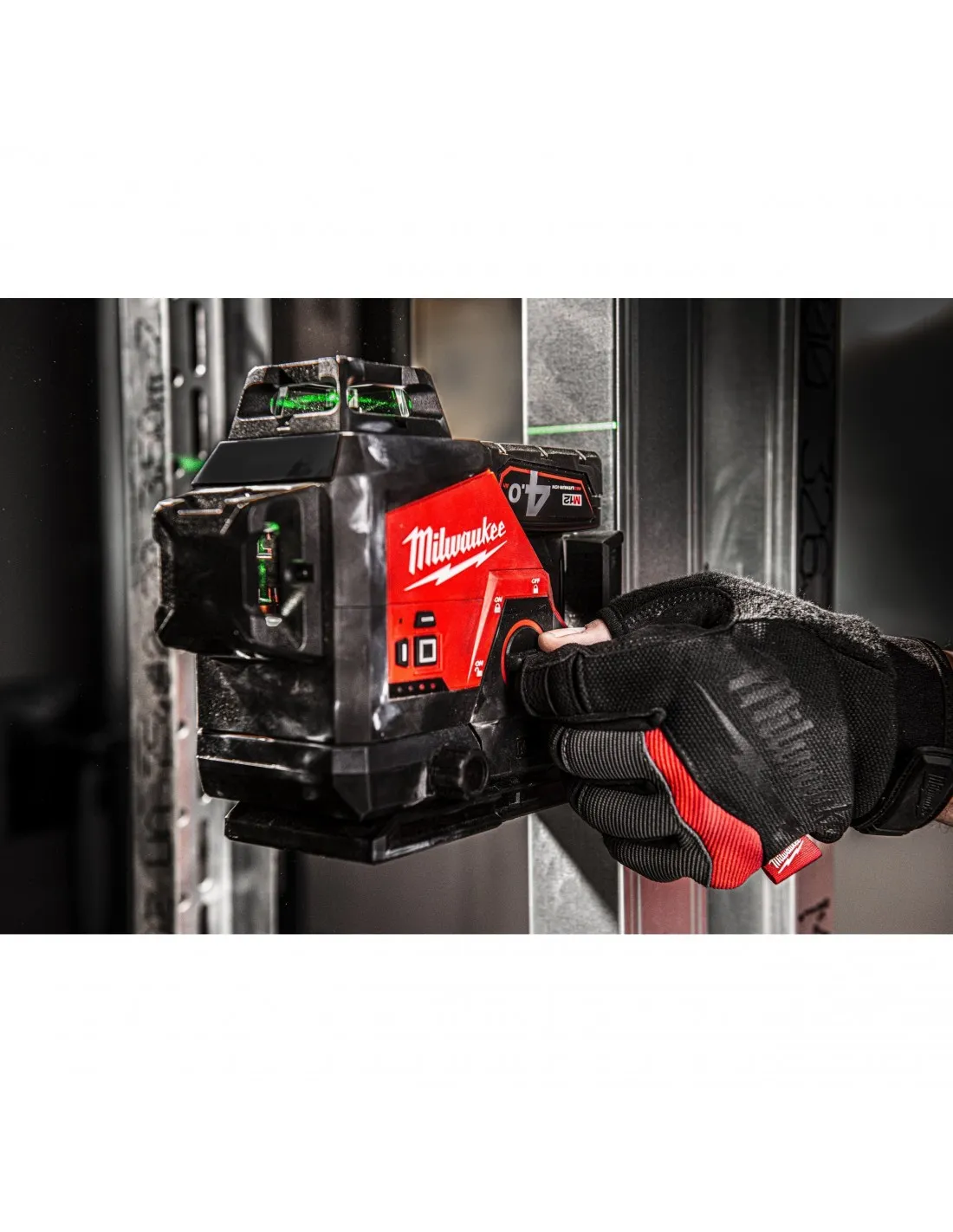 Milwaukee Laser Verde M12™ a 3 linee 360° M12 3PL-401C