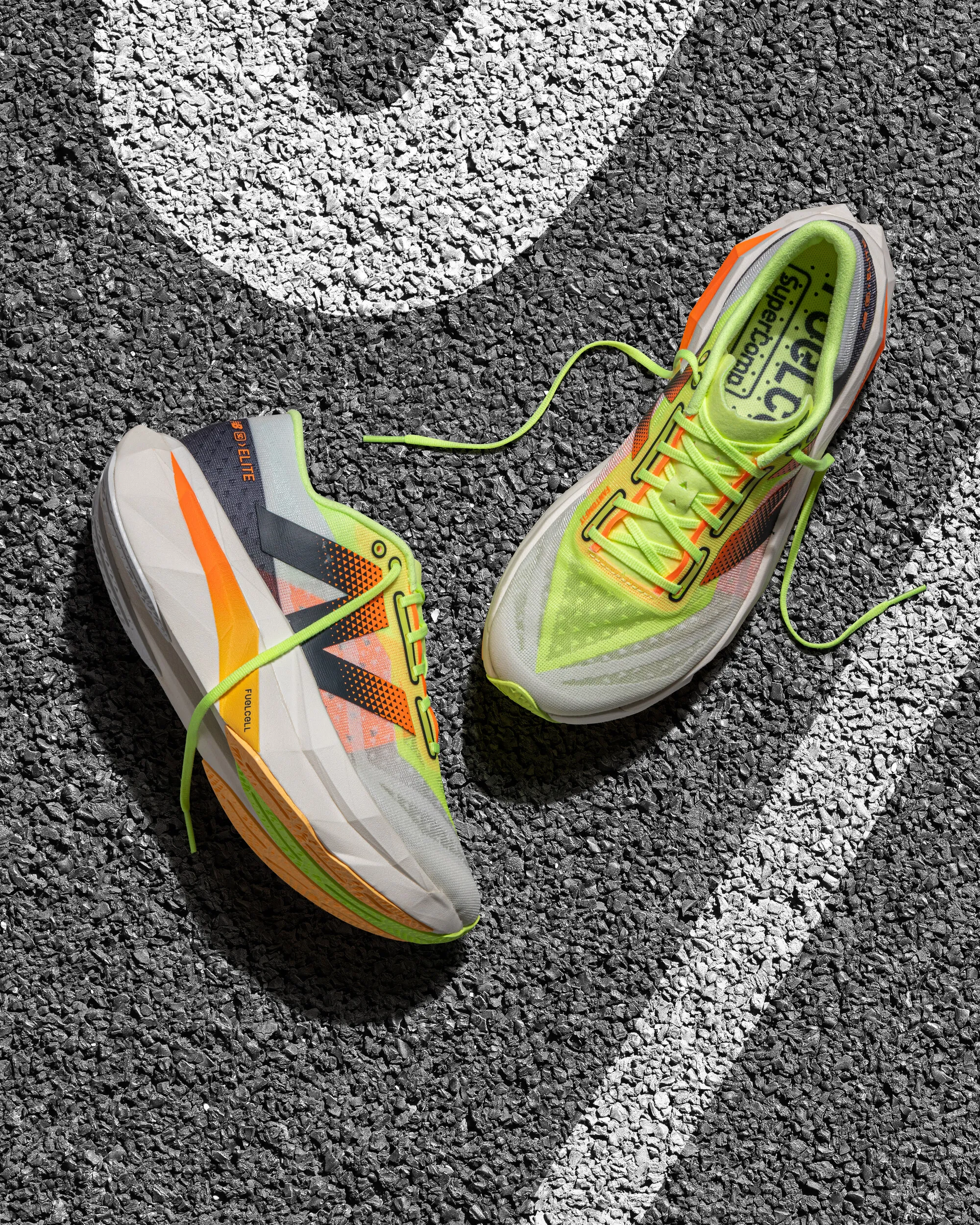 New Balance FuelCell SuperComp Elite V4 Scarpe da running - AW24
