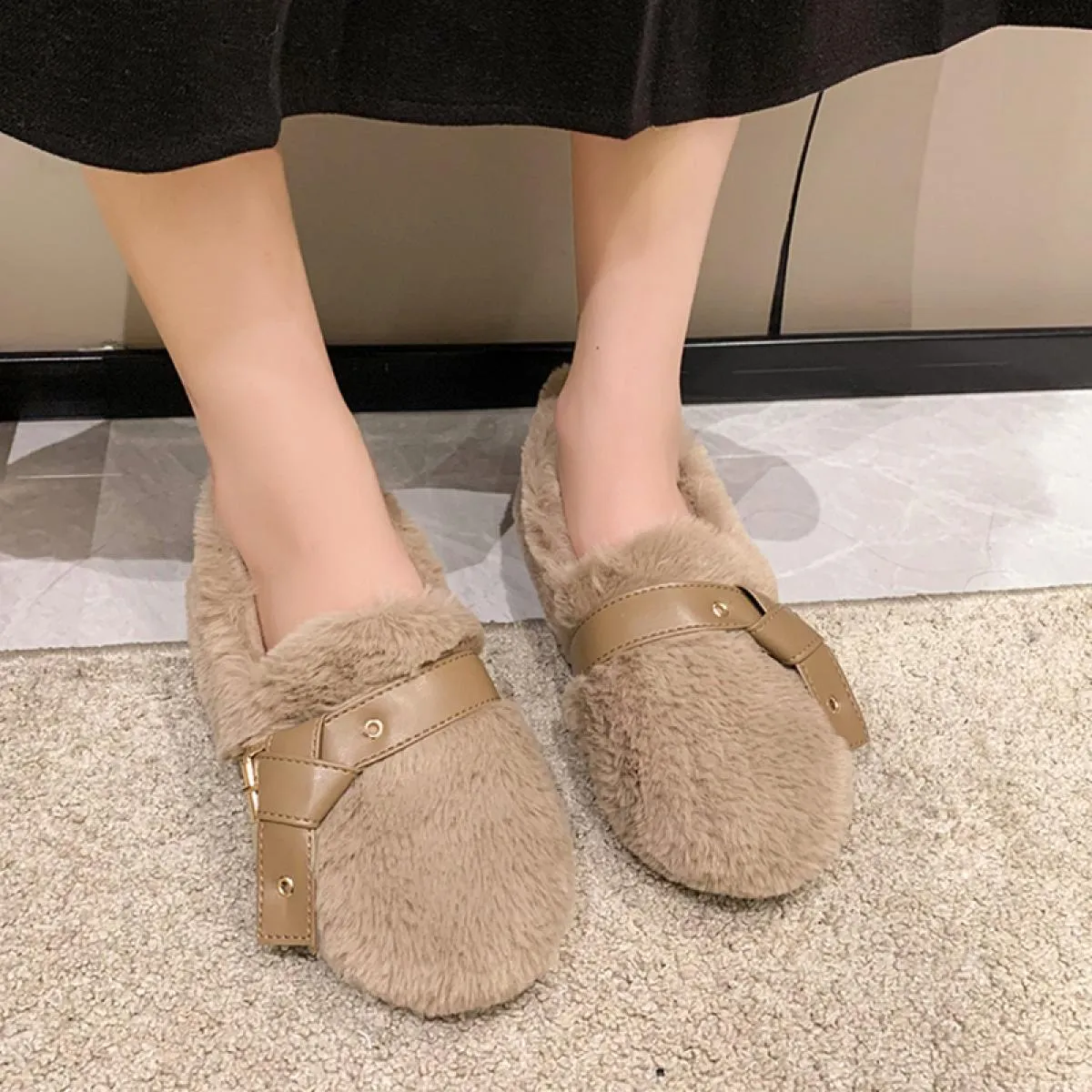 Nuova Tendenza Pelliccia Donne Appartamenti Scarpe Stivali Da Neve Scarpe di Cotone Calde 2023 Stivali Invernali Casual Peluche