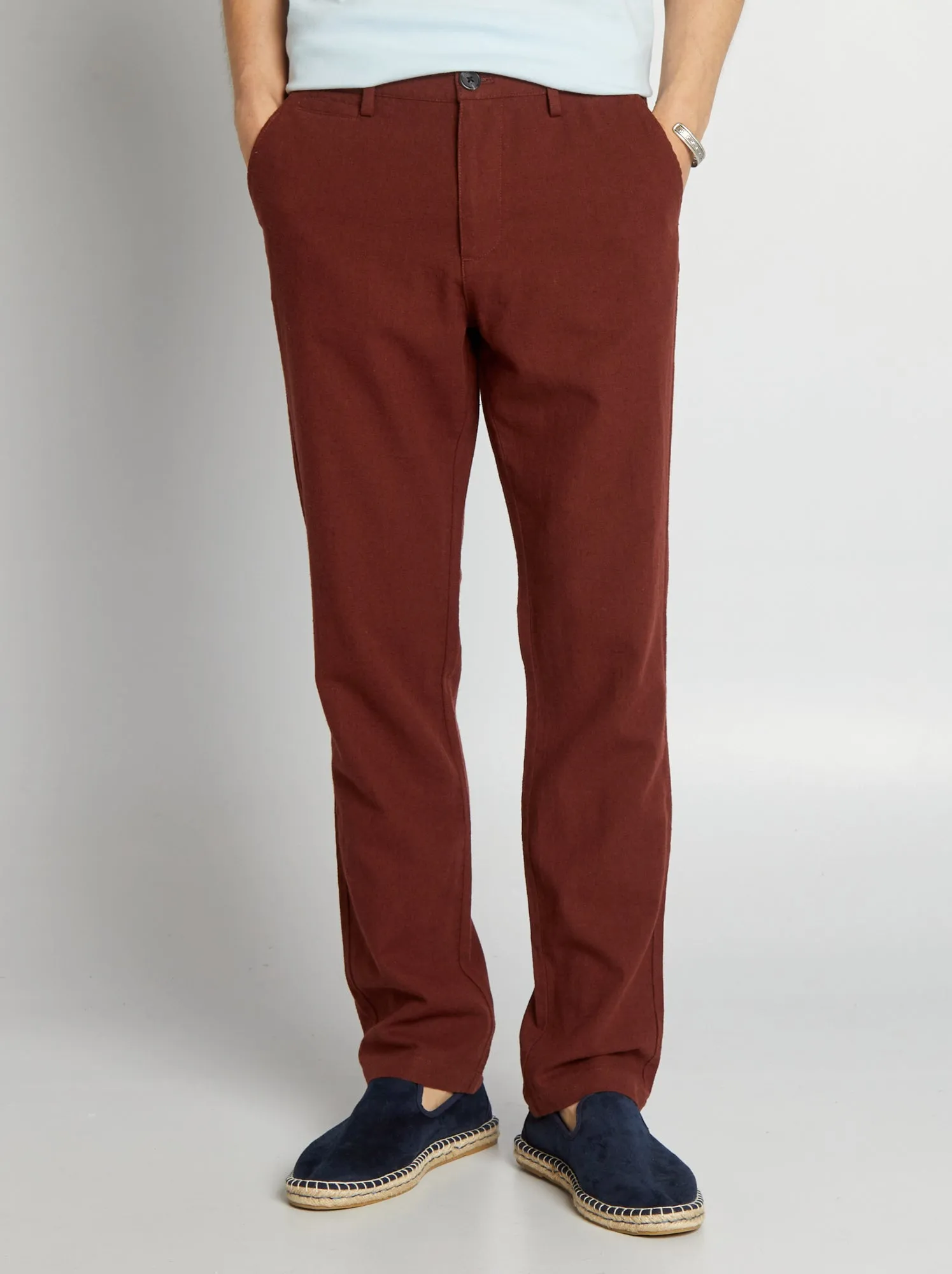 Pantaloni chino in lino - MARRONE