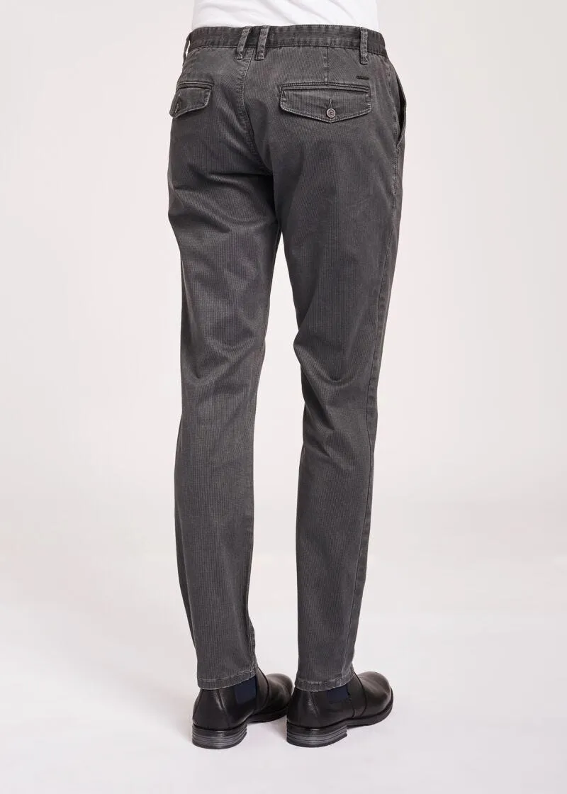 Pantaloni chino stampati