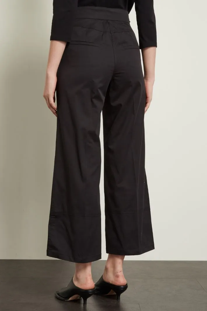 Pantaloni con alamari