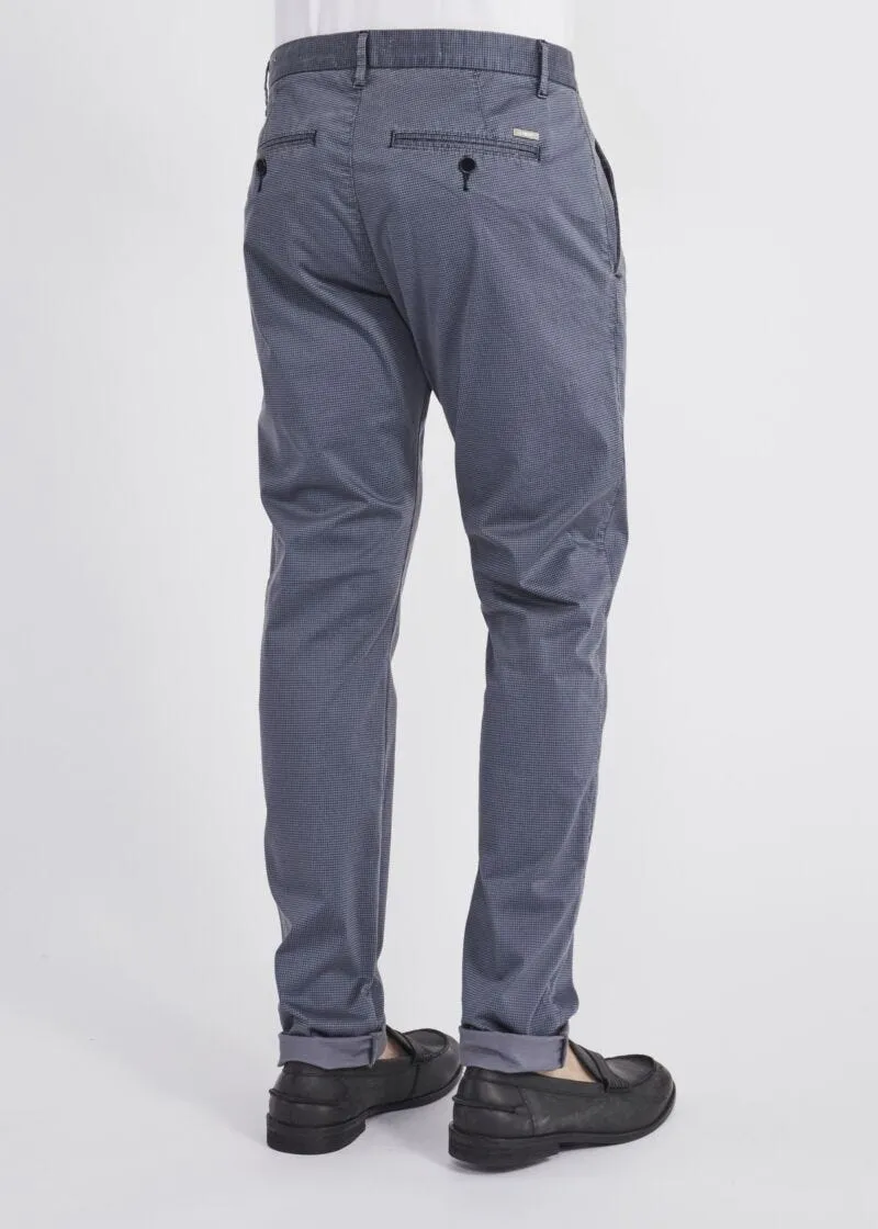 Pantaloni con motivo pied de poule