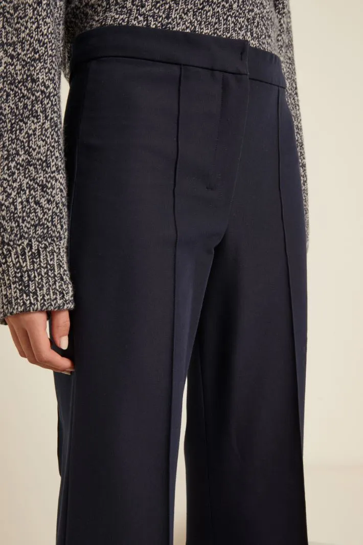 Pantaloni cropped stretch