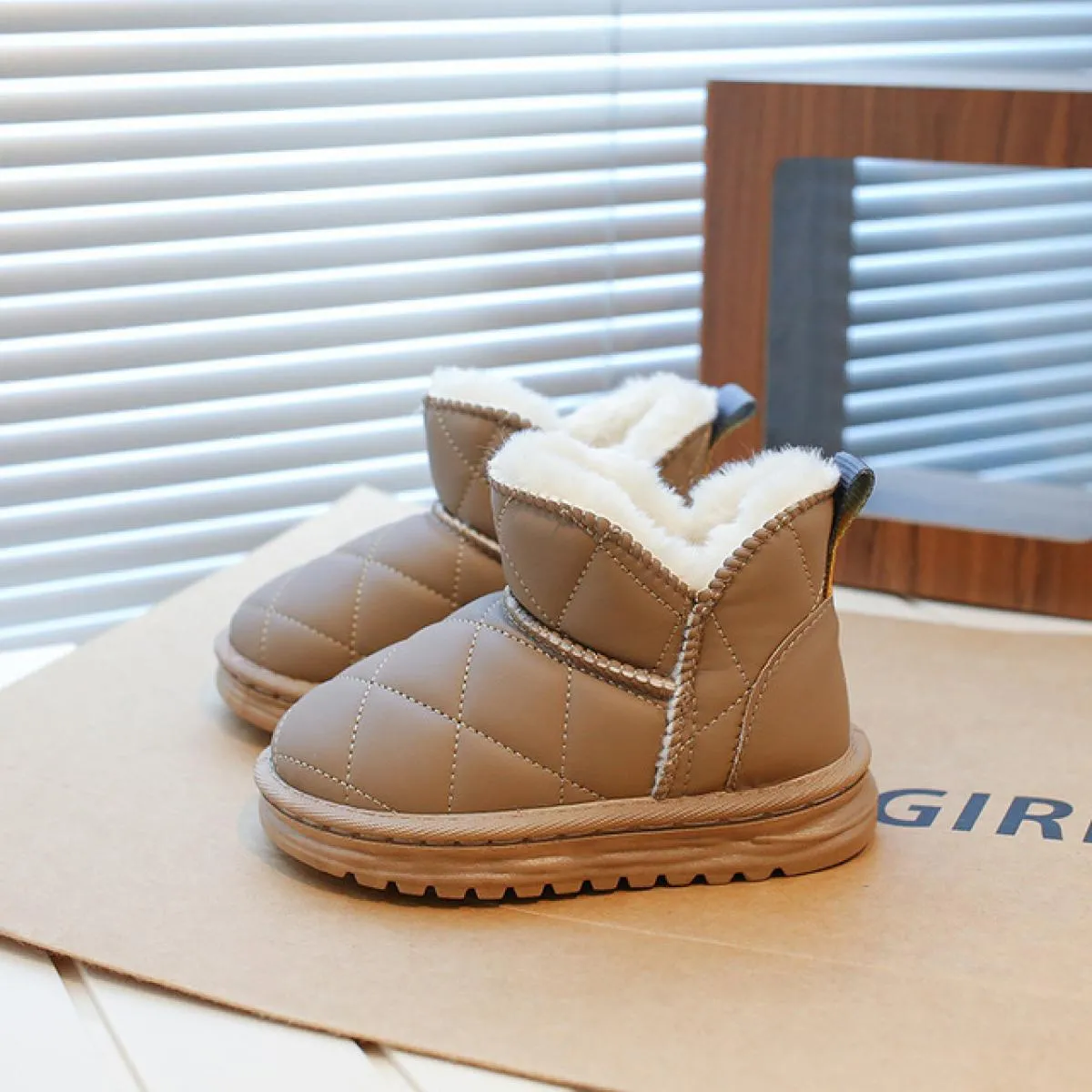Scarpe in pelliccia sintetica a quadretti Bambino Ragazzi Nero Beige Rosa Stivali da scuola kaki per ragazze Stivali da neve cal