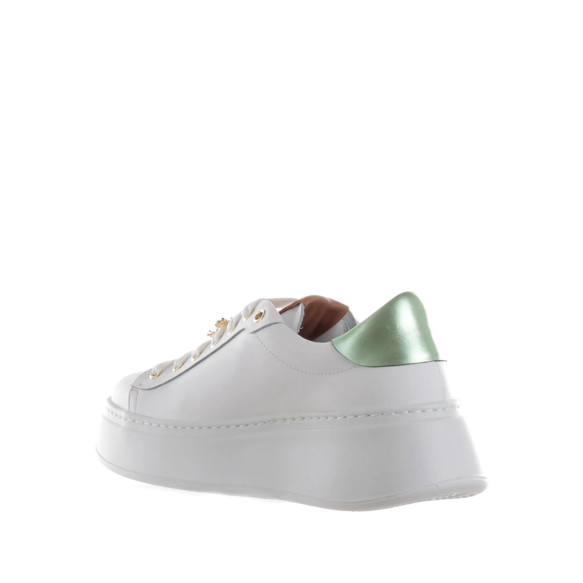 Sneaker in pelle con accessorio gioiello