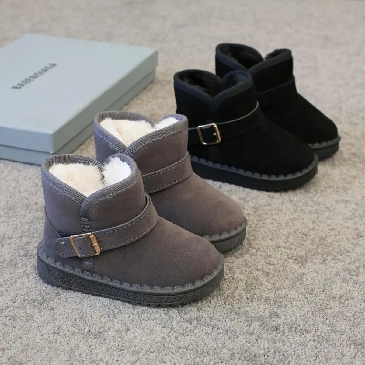 Stivali da neve casual per bambina Versatile inverno nuovo stile Stivali per bambini impermeabili antiscivolo Moda ragazzi Punta